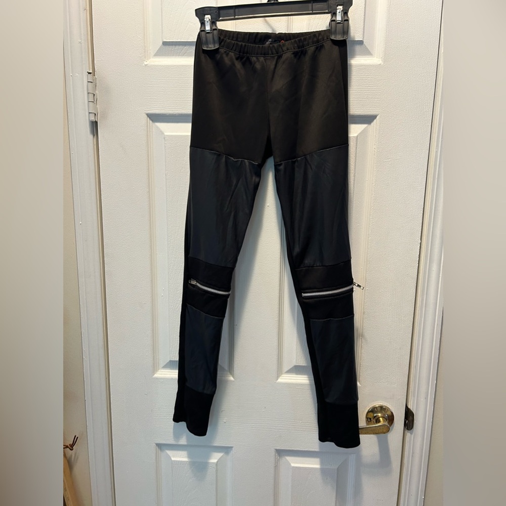 Guess‎ leggings